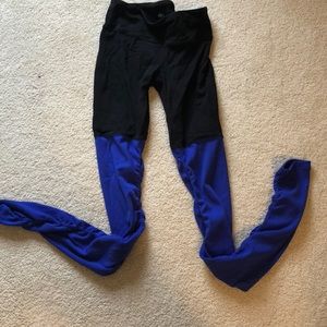 ALO size M Barre Leggings.  Over the heel.
